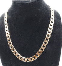 Load image into Gallery viewer, 18k gold plated 12mm chunky chain necklace, 24 inches. Hip hop style jewelry.
